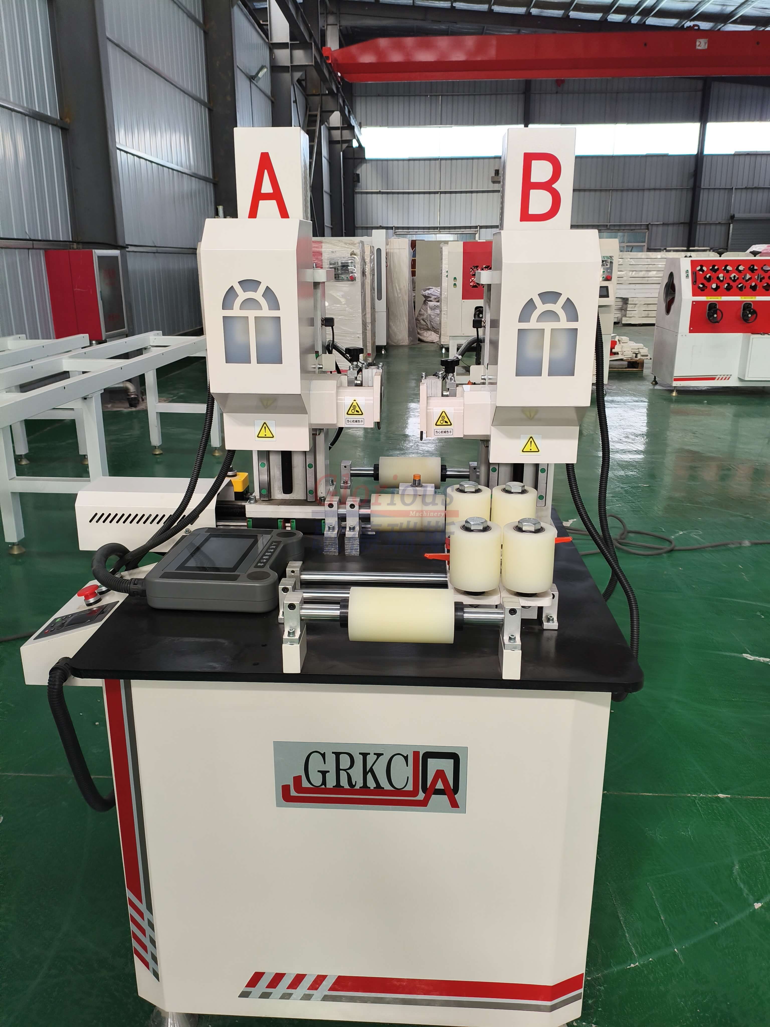 如何檢查密封條的狀態(tài)以確保隔熱性能